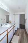 2 Bedroom Bathroom