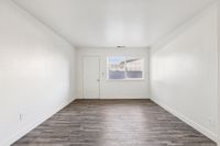 Interior 2x2