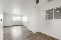 Interior 2x2