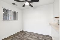 Interior 2x2