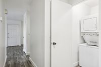 Interior 2x2