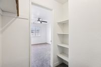 Interior 2x2