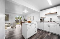 Kitchen/ Living Room