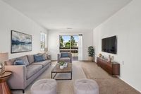 13-web-or-mls-Wisteria St 10-S1807-011 virtually staged