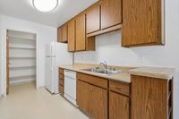 24-web-or-mls-Wisteria St 10-S1807-022