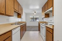26-web-or-mls-Wisteria St 10-S1807-024