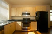 1931 Hilyard St - Kitchen