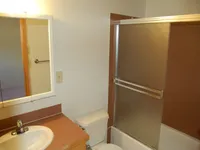 1 bedroom, 1 bathroom