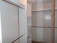 2x1.5 Closet