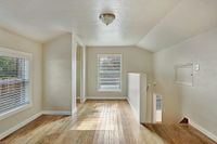 3x1 Upstairs