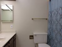 2x2 Bathroom