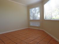 2x2 Breakfast Nook