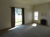 4x2 Living Room