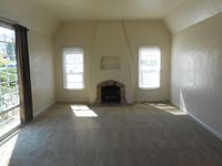 4x2 Living Room