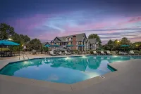 Poolside Evenings at Cason Estates