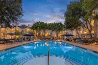 Resort-Style Pool at Stonebriar of Frisco Apartments in Frisco, TX