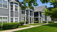 Cason-Estates-Apartments-Exterior-Daytime-In-Murfreesboro-TN