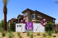 La Vie Residences