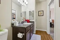 D2x2 Primary Bathroom