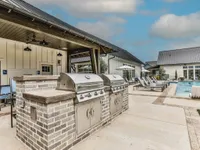 outdoor grills at flint crossing