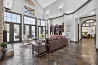 Advenir at Grand Parkway West - Elegant Lounge