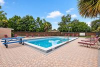 Advenir at Magnolia - Outdoor Pool