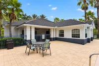 Lymestone Ranch - Spacious Patio