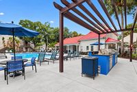 Advenir at The Oaks - Outdoor Pool