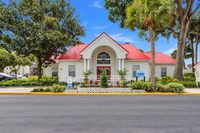 Advenir at The Oaks - Leasing Office