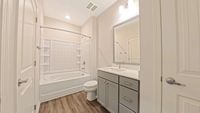 Bathroom with Garden Tub