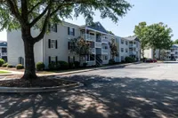 Parking spaces Apartments in Piedmont