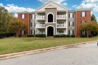 Building exterior Apartments in Piedmont