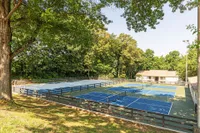 Pickleball & Fusbol Courts