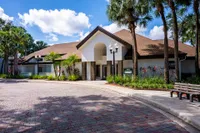 Leasing center