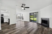 Highland Park Spacious Living Area