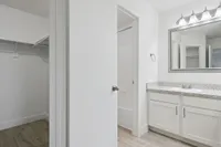 Refreshed Bathroom w/ Walk-in Closet