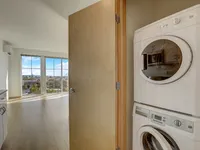 1 Bed / 1 Bath - 657 SF - Laundry