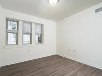 2 Bed + Den / 1 Bath - 1,500 SF - Bedroom