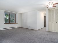 2 Bed / 1 Bath - 1,000 SF - Living Room