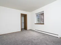 2 Bed / 1 Bath - 1000 SF - Bedroom