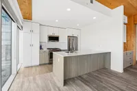 Willow - 3 BD / 2BA - Kitchen