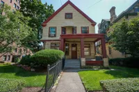 Arlington Houses on S. Aiken Avenue.