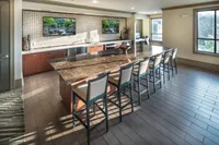 Clubroom with Business Center