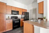 Stone Creek - Kitchen