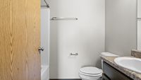 Bedroom 1 En Suite Bathroom