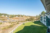 Views & Plenty Of Greenspace