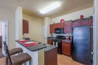 Eat-In Kitchen