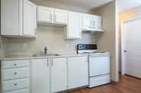 vintage style white kitchen
