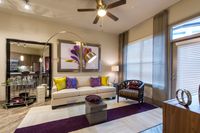 Pearl Washington Apartment Living Room | Apartments on Washington Ave | Houston, TX Apartments