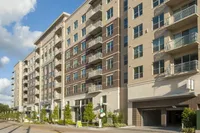 Sleek exterior design in a prime location. Pearl Residences at City Centre | Houston, TX Apartments | Houston CityCentre Apartments
